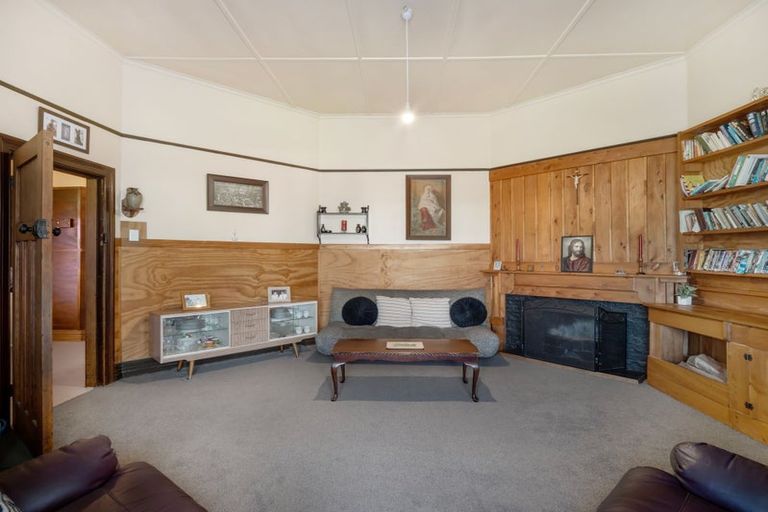 Photo of property in 140 Gonville Avenue, Gonville, Whanganui, 4501