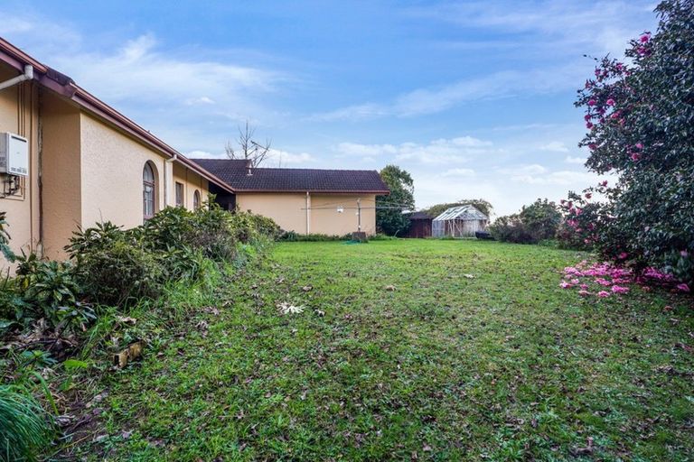 Photo of property in 17 Palm Grove Drive, Western Heights, Hamilton, 3200