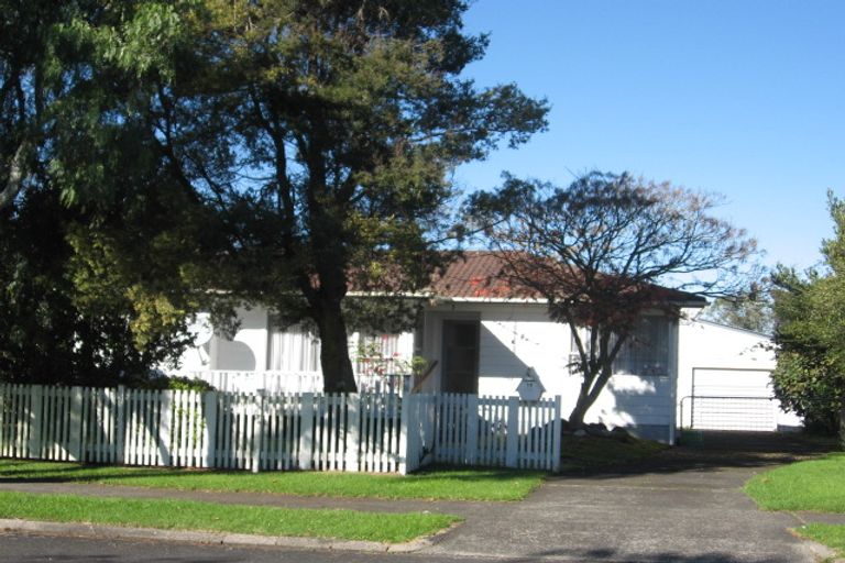 Photo of property in 14 Bedlington Avenue, Manurewa, Auckland, 2102