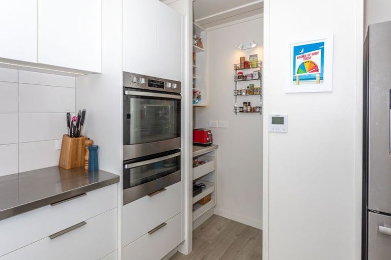 Photo of property in 107 Riverview Road, Whangamata, 3620