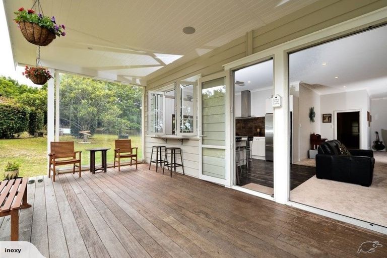 Photo of property in 324 Taupaki Road, Taupaki, Henderson, 0782