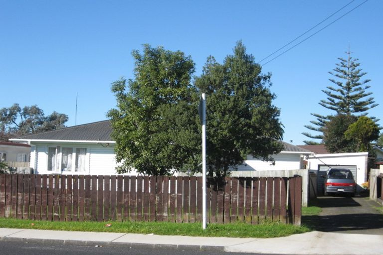 Photo of property in 122 Weymouth Road, Manurewa, Auckland, 2102