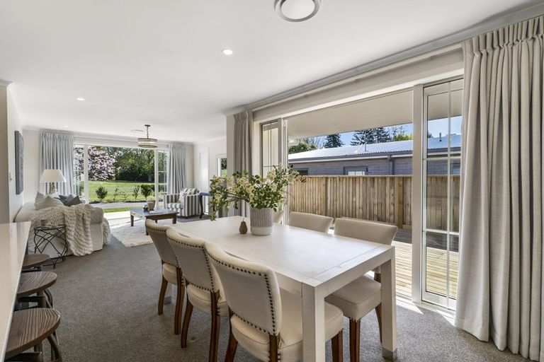 Photo of property in 6 Grove Lane, Omokoroa, 3114