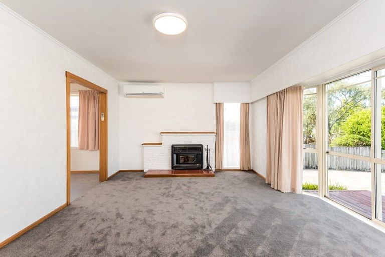 Photo of property in 24 Dalesford Street, Silverdale, Hamilton, 3216