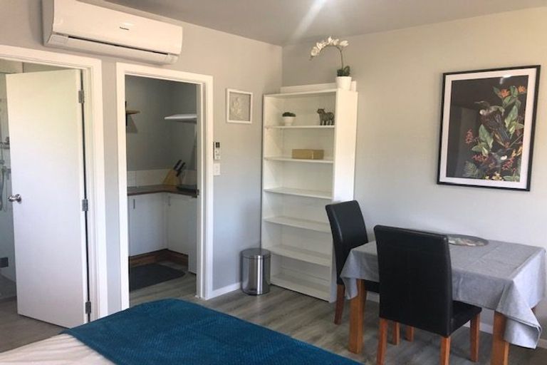 Photo of property in 8 Mandeno Drive, Kerikeri, 0230