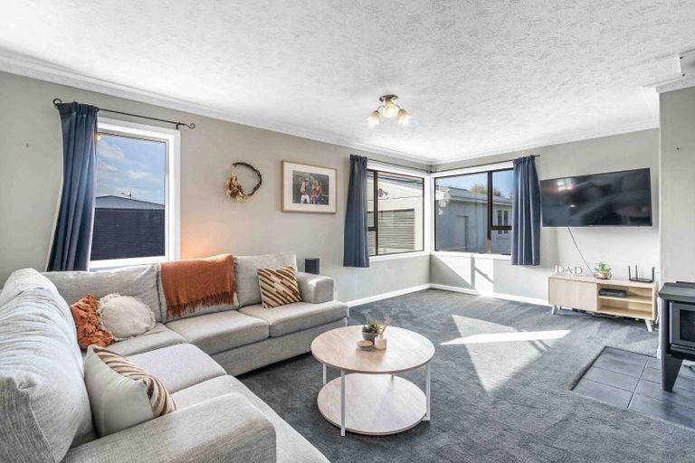 Photo of property in 9 Stephens Street, Waikiwi, Invercargill, 9810