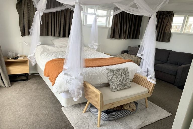 Photo of property in 103 Stanmore Bay Road, Stanmore Bay, Whangaparaoa, 0932