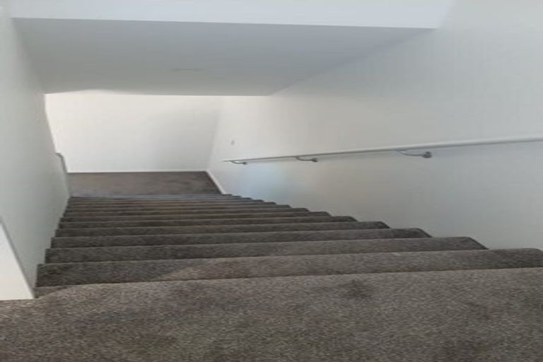 Photo of property in 2/11 Cressy Street, Waterloo, Lower Hutt, 5011