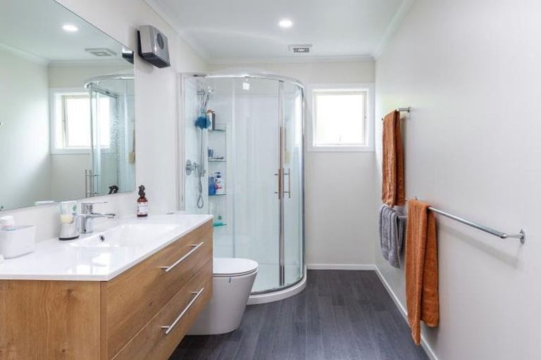 Photo of property in Former Morven School, 41 Donald Street, Morven, Waimate, 7980