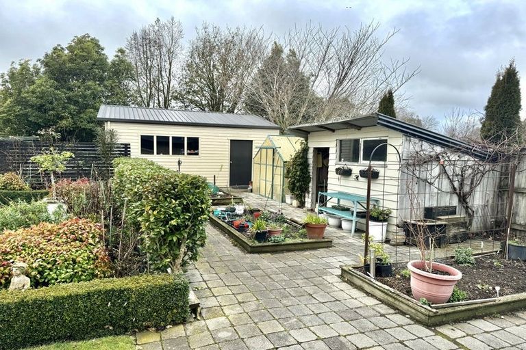 Photo of property in 19 Bridge Street, Southbridge, 7602