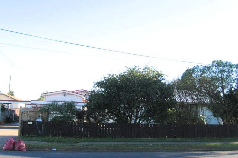 Photo of property in 94 Clevedon Road, Papakura, 2110