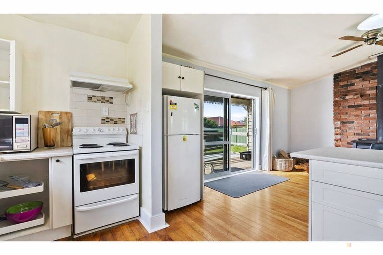 Photo of property in 18 Saint George Street, Watlington, Timaru, 7910