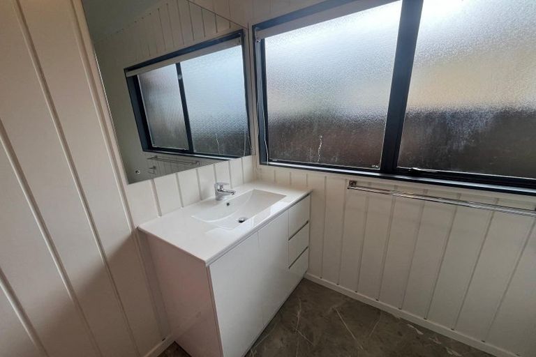 Photo of property in 143 Ridge Road, Howick, Auckland, 2014