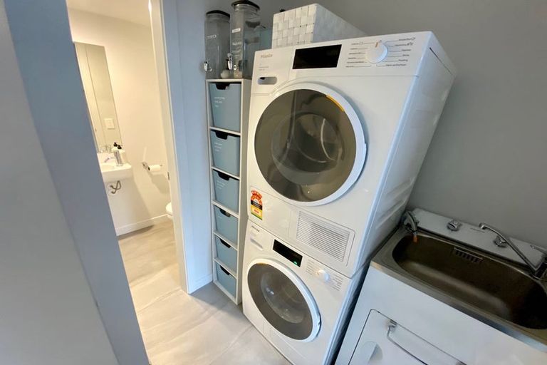 Photo of property in 22 Eyton Kay Road, Hobsonville, Auckland, 0616