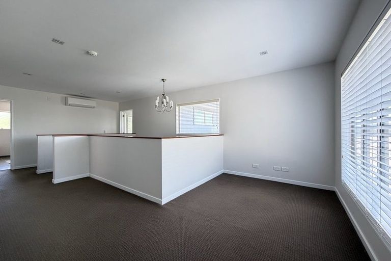 Photo of property in 43 Furlong Crescent, Churton Park, Wellington, 6037