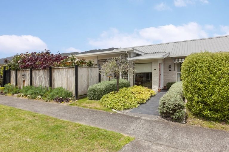 Photo of property in 82 Rimu Street, Waikanae, 5036