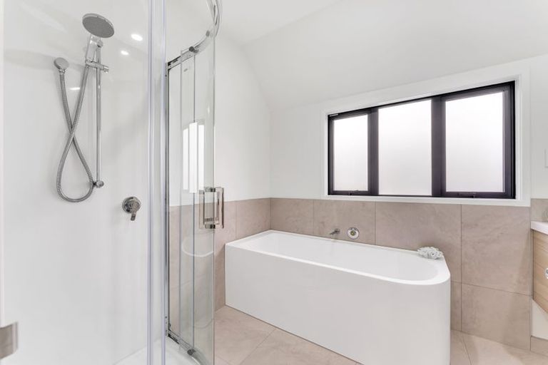 Photo of property in 128a Mcfaddens Road, St Albans, Christchurch, 8052