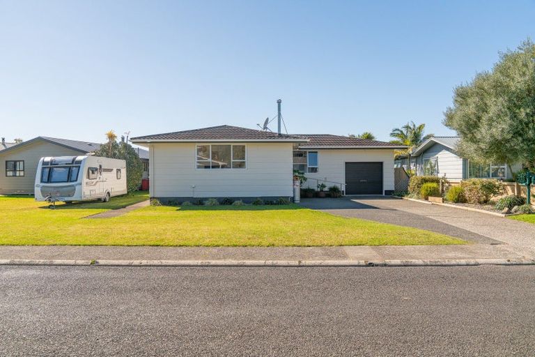 Photo of property in 117 Robinson Road, Whitianga, 3510