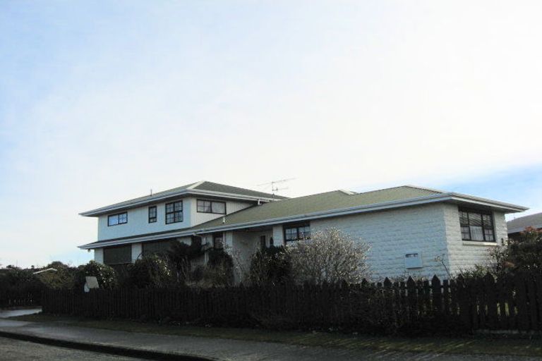 Photo of property in 22 Waterford Drive, Winton, 9720