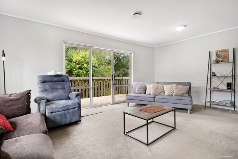 Photo of property in 2 Miro Street, New Lynn, Auckland, 0600