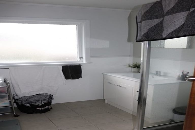 Photo of property in 12a Helena Road, Hillcrest, Hamilton, 3216