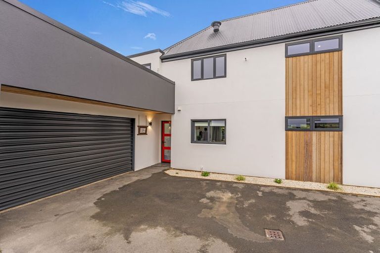 Photo of property in 128a Mcfaddens Road, St Albans, Christchurch, 8052