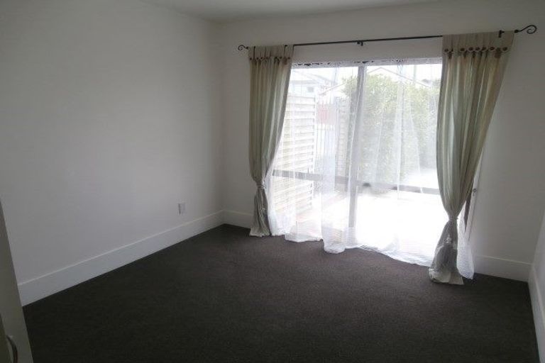 Photo of property in 3 Lonsdale Street, New Brighton, Christchurch, 8083