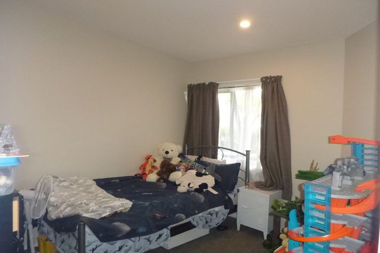 Photo of property in 75b Salisbury Road, Birkdale, Auckland, 0626