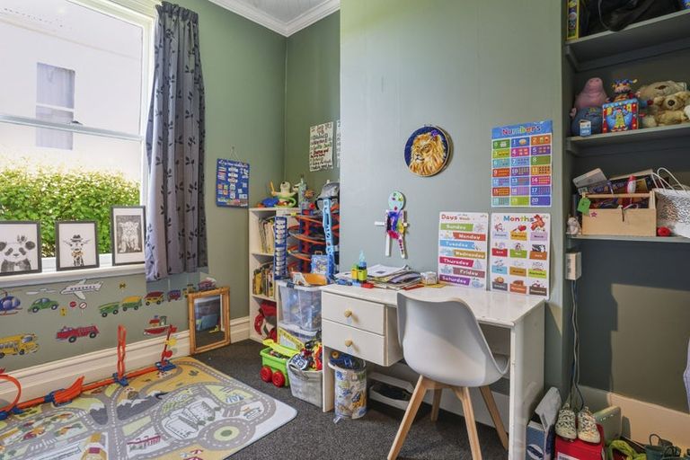 Photo of property in 10 Argyle Street, Mornington, Dunedin, 9011