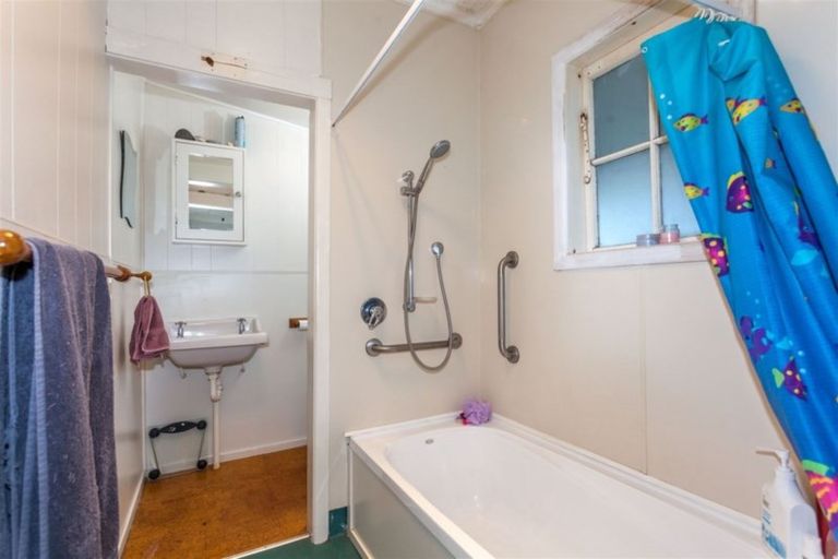 Photo of property in 15 Junction Road, Paeroa, 3600