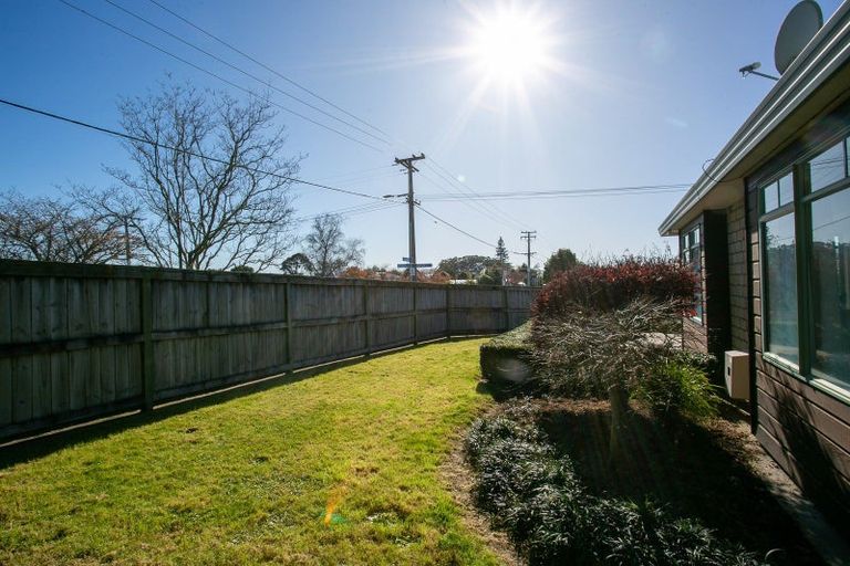 Photo of property in 52 Byron Street, Leamington, Cambridge, 3432