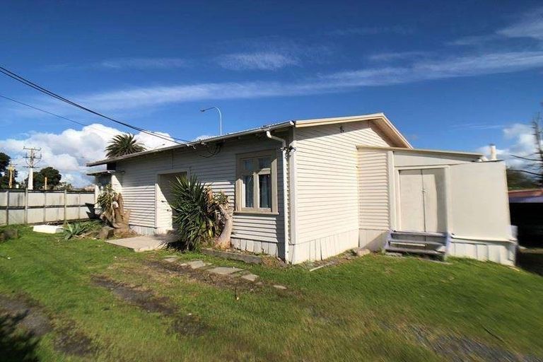 Photo of property in 19 Esmonde Road, Takapuna, Auckland, 0622