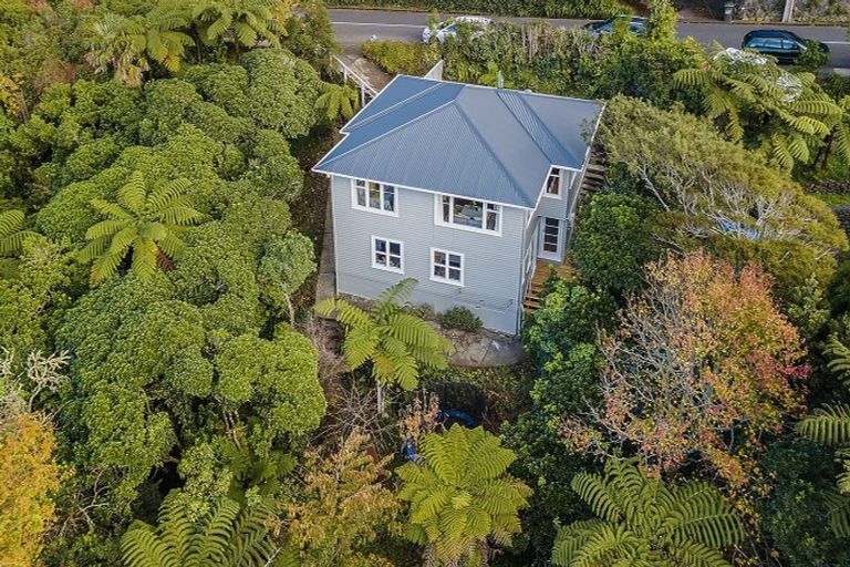 Photo of property in 11 Chester Road, Tawa, Wellington, 5028