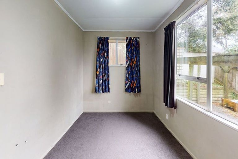 Photo of property in 77 Lord Street, Stokes Valley, Lower Hutt, 5019