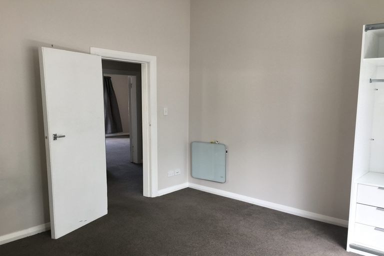 Photo of property in 8 Kenwyn Terrace, Newtown, Wellington, 6021