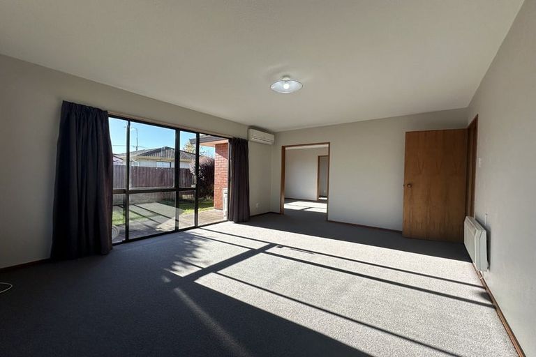 Photo of property in 2/7 Tivoli Place, Bishopdale, Christchurch, 8053