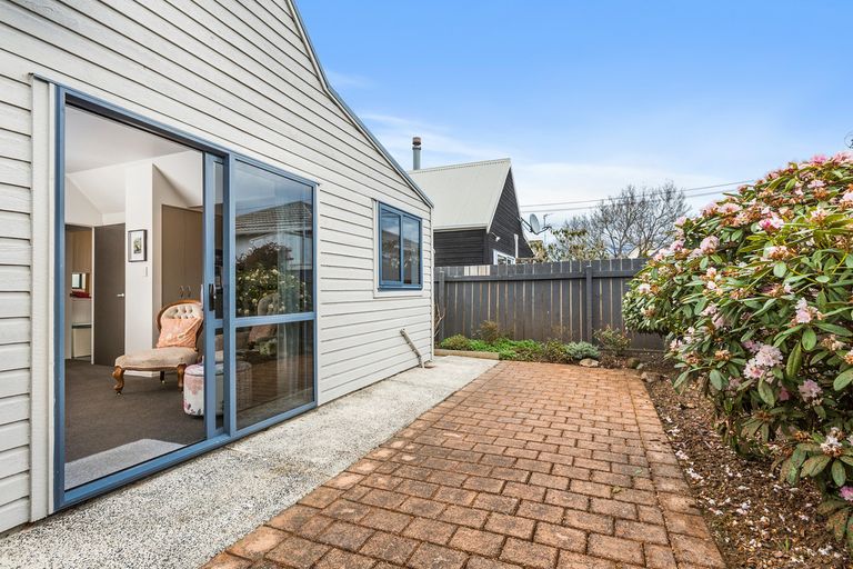 Photo of property in 82 Bay View Road, South Dunedin, Dunedin, 9012