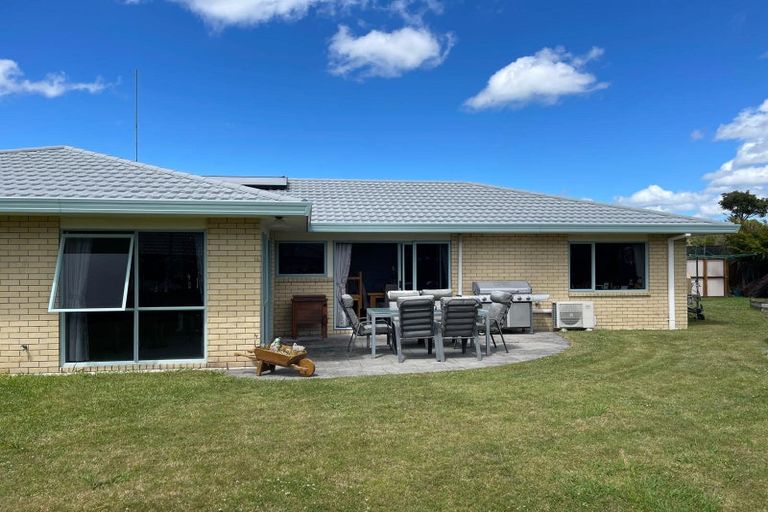 Photo of property in 30 Saint Andrews Drive, Bethlehem, Tauranga, 3110