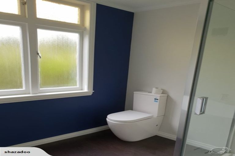 Photo of property in 25 Taupaki Road, Taupaki, Henderson, 0782