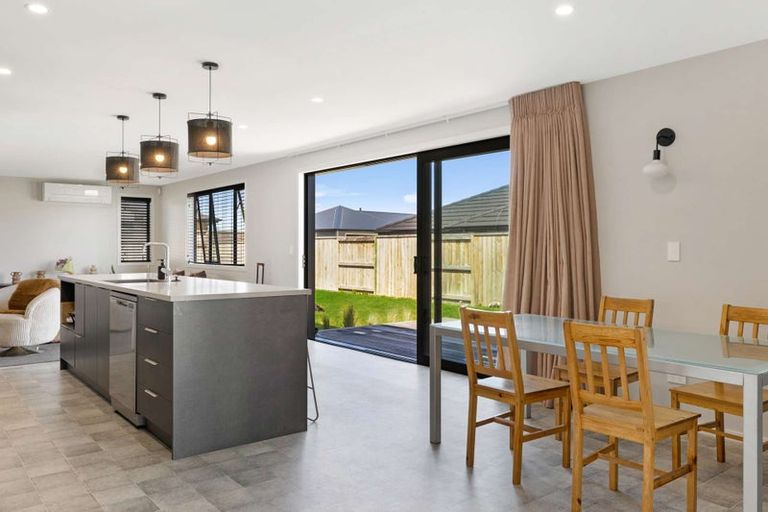 Photo of property in 38 Wai Terrace, Wharewaka, Taupo, 3330