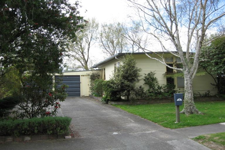 Photo of property in 32 Cleary Street, Waterloo, Lower Hutt, 5011