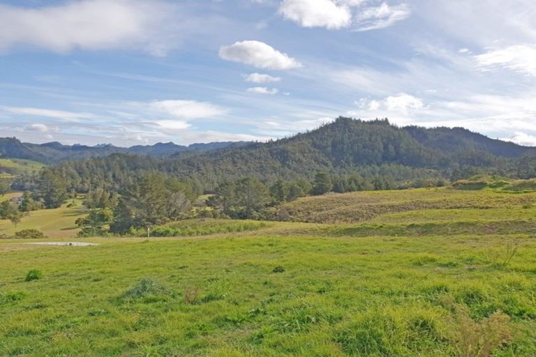 Photo of property in 17 Azimuth Road, Tairua, 3508