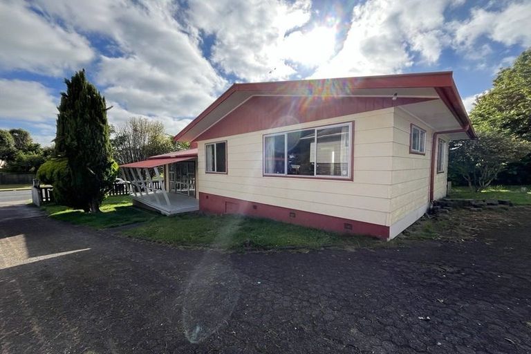 Photo of property in 108 Homedale Street, Pukehangi, Rotorua, 3015