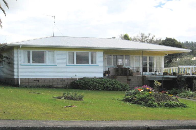 Photo of property in 1 Nikau Place, Parahaki, Whangarei, 0112