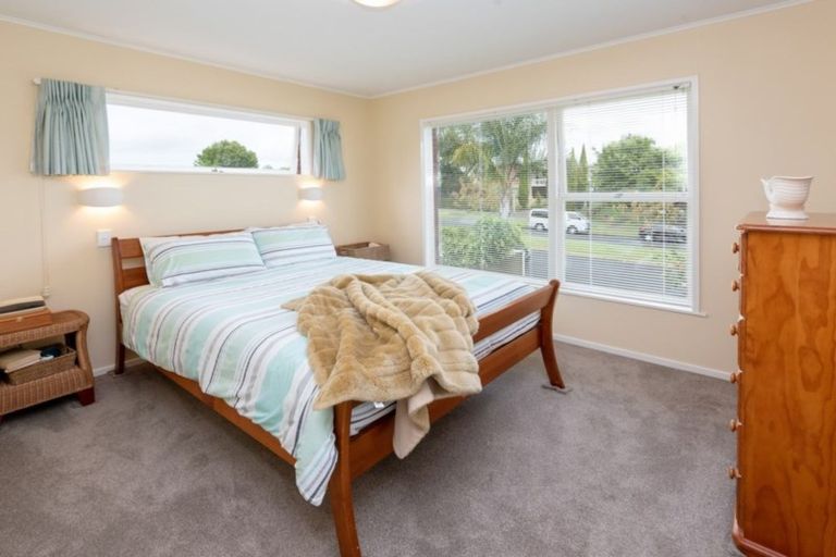 Photo of property in 13 Belmere Rise, Farm Cove, Auckland, 2012