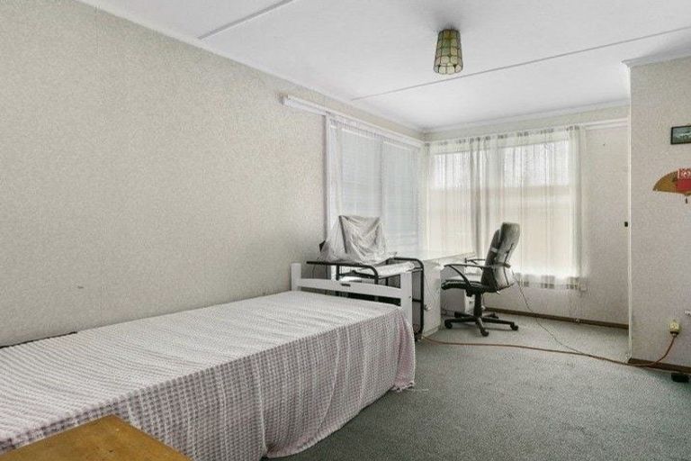 Photo of property in 286 Oxford Terrace, Avalon, Lower Hutt, 5011