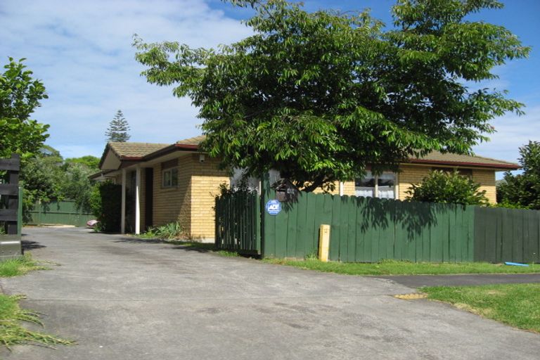 Photo of property in 49 Crawford Avenue, Mangere Bridge, Auckland, 2022