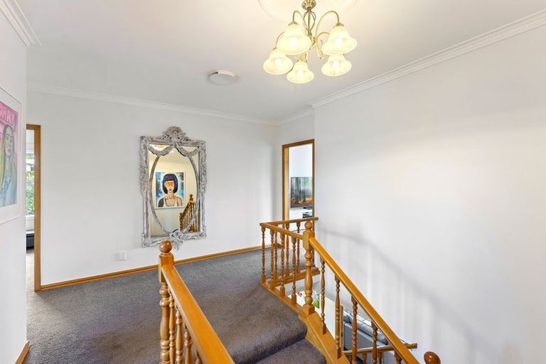 Photo of property in 30 Golf Road, Paraparaumu Beach, Paraparaumu, 5032