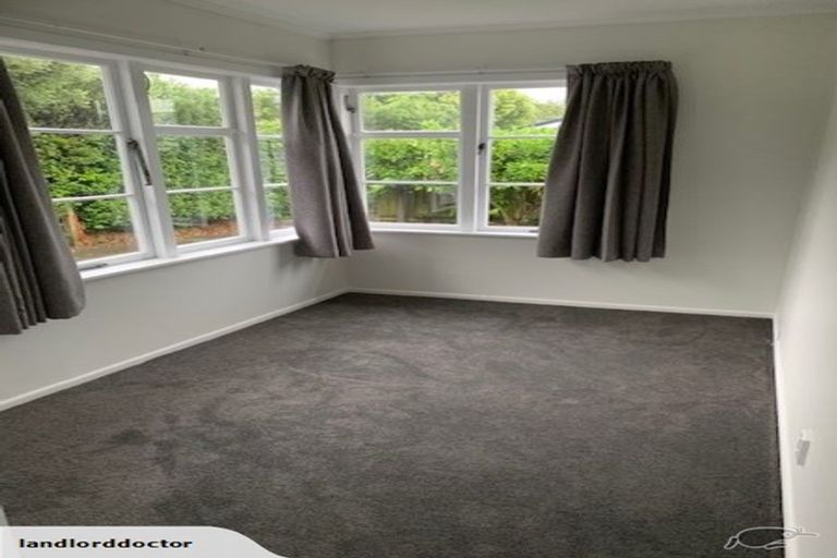 Photo of property in 7 Christmas Road, Manurewa, Auckland, 2102