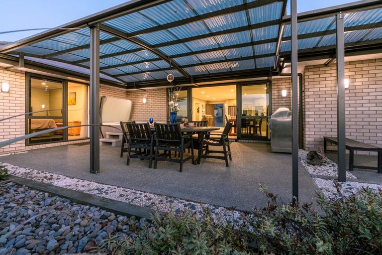 Photo of property in 8 Highview Court, Flagstaff, Hamilton, 3210